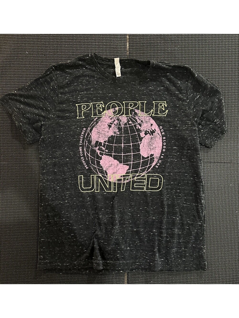 People Tour 2019 Concert T Shirt Large Black Globe Graphic Worship Music